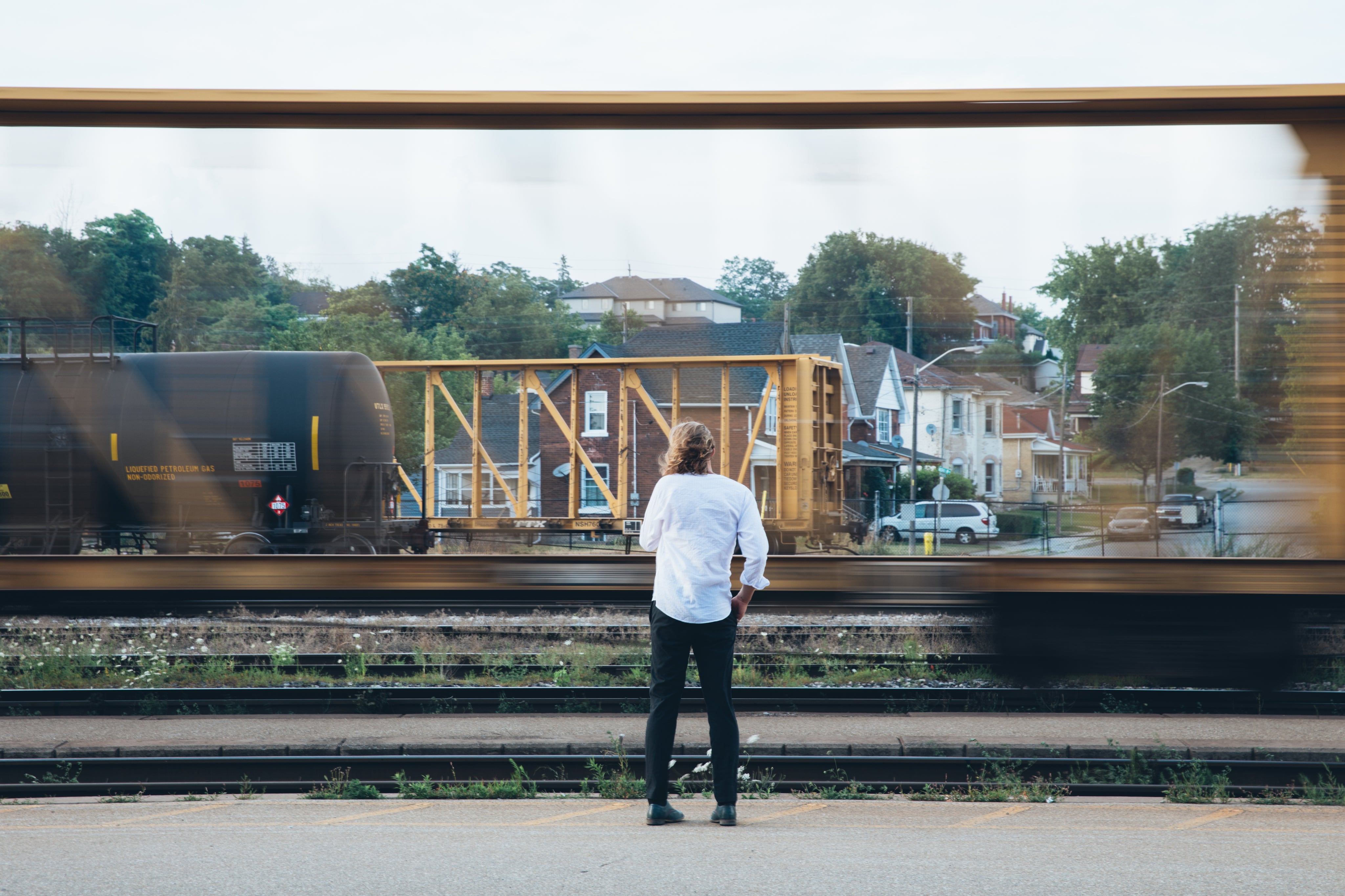 files/man-watches-trains.jpg